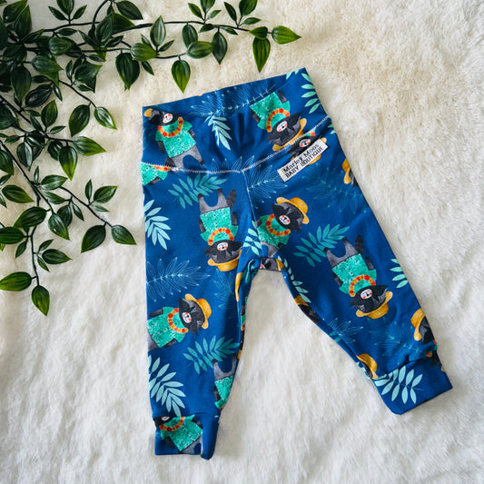 The Hawaiian Raccoon Leggings