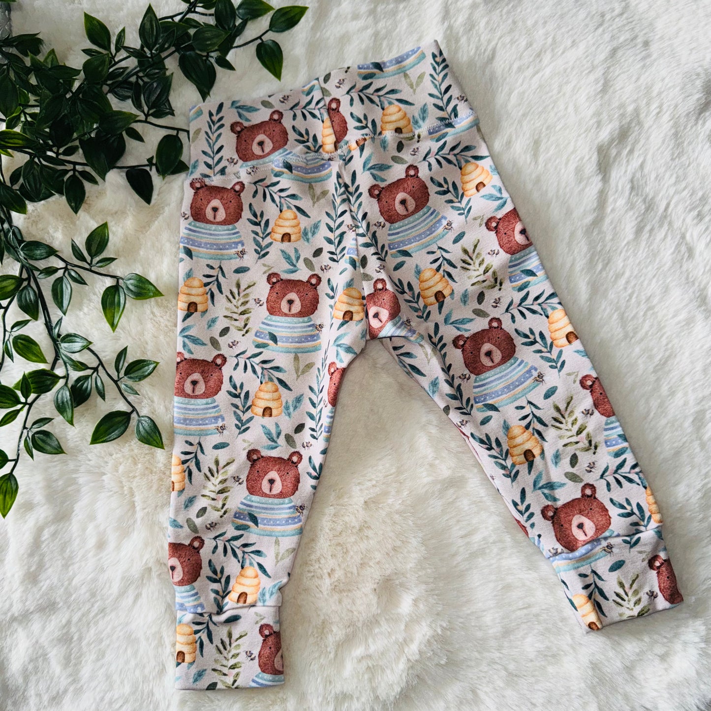 The Honey Bear Leggings